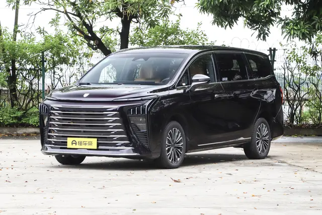 Dongfeng Starlight V9 2026 — купить из Китая под заказ