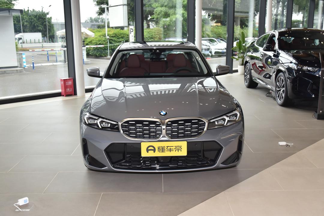 BMW 3 Series 2026, фото 2