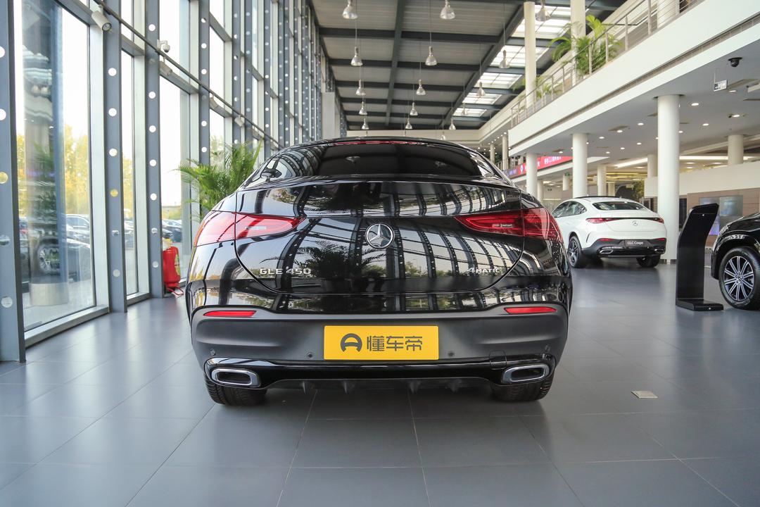 Mercedes-Benz GLE Coupe 2026, фото 6