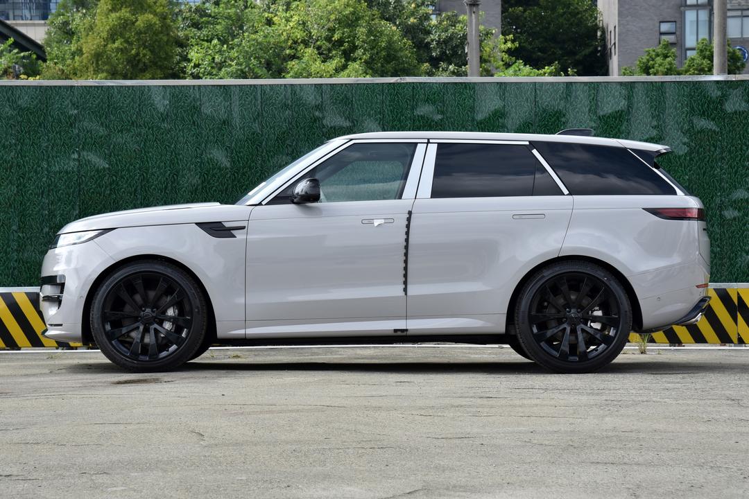 Land Rover Range Rover Sport 2026, фото 4