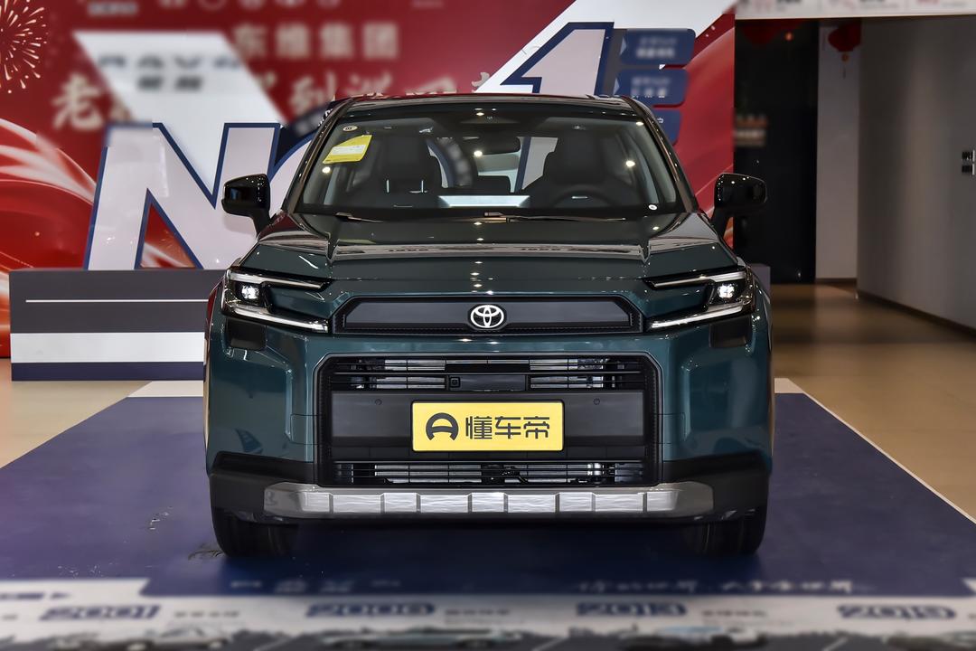 Toyota RAV4 2026, фото 2