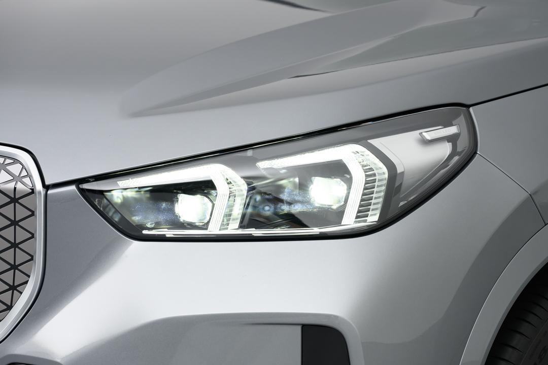 BMW iX1 2026, фото 14