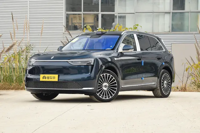 AITO M7 2026 — купить из Китая под заказ