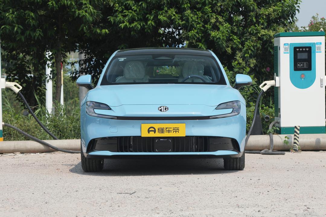 MG 07 PHEV 2026, фото 2