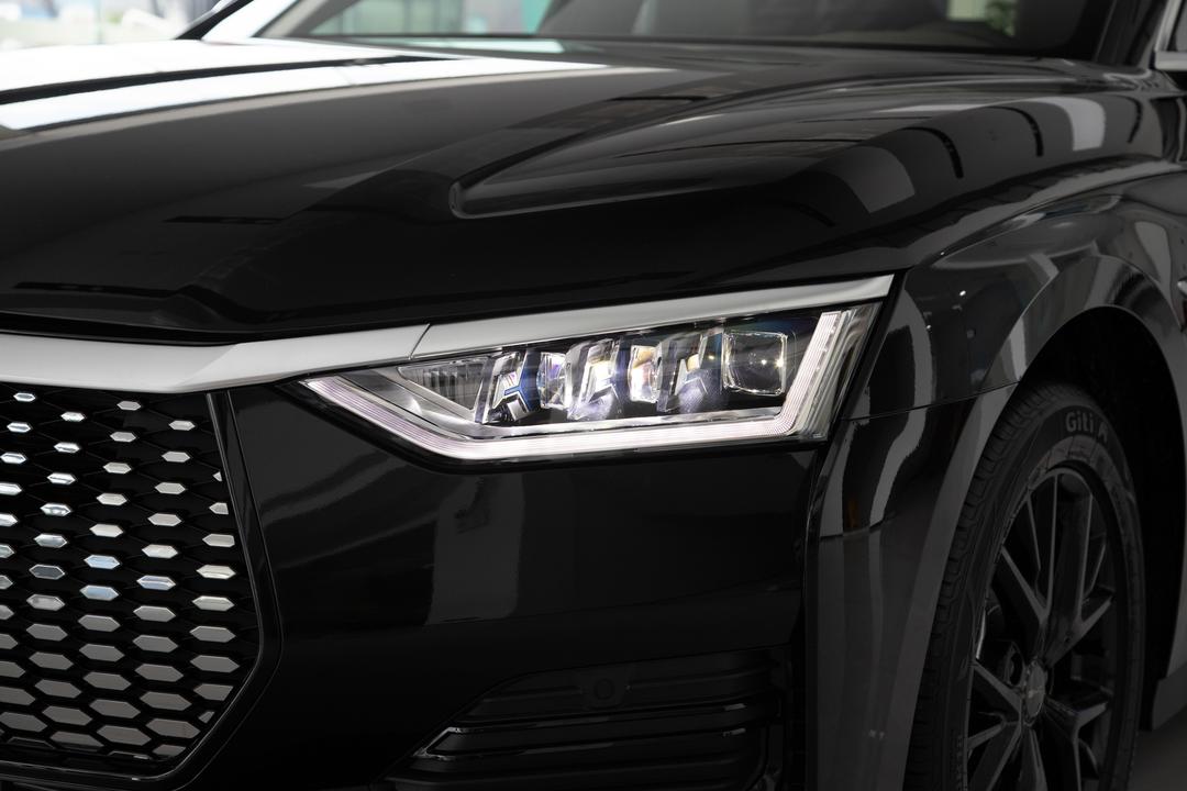 BYD e9 2026, фото 14