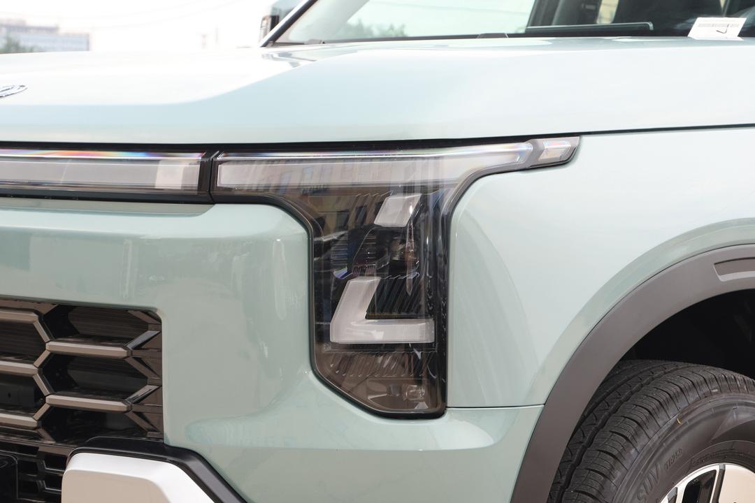 Dongfeng Zhengzhou Z9 GE PHEV 2026, фото 13