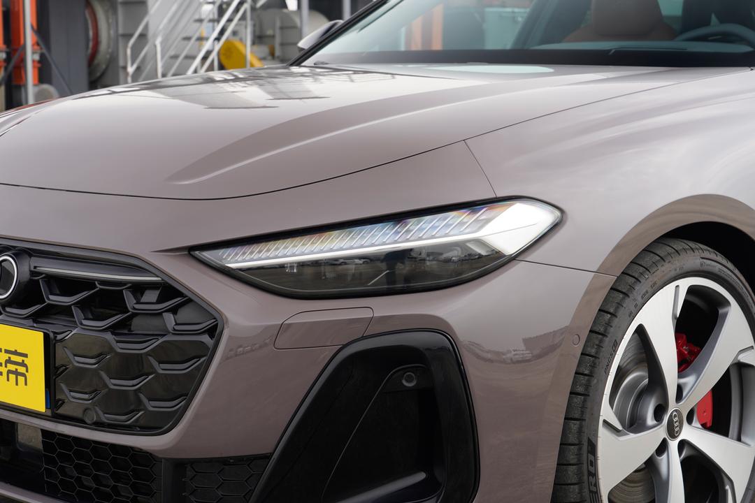 Audi A5L 2026, фото 13