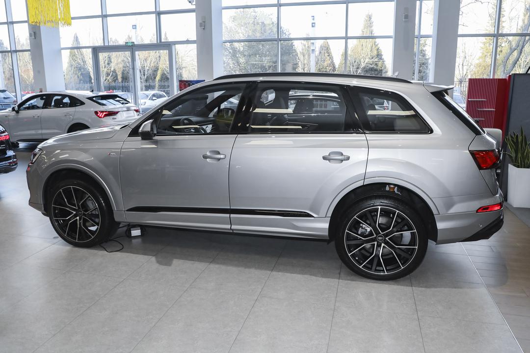 Audi Q7 2026, фото 4