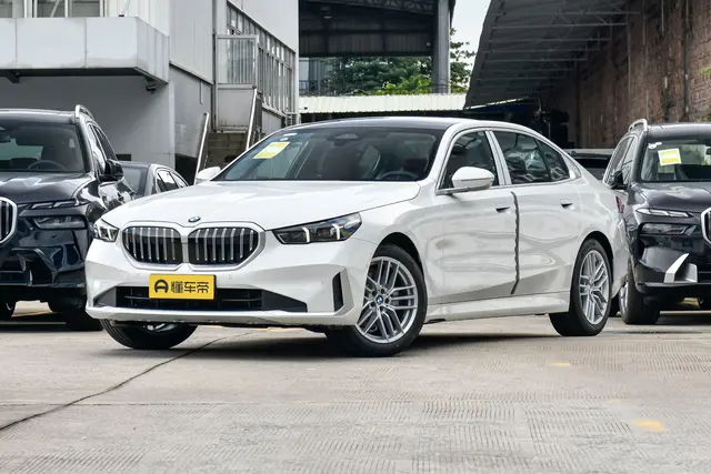 BMW 5 Series 2026 — купить из Китая под заказ
