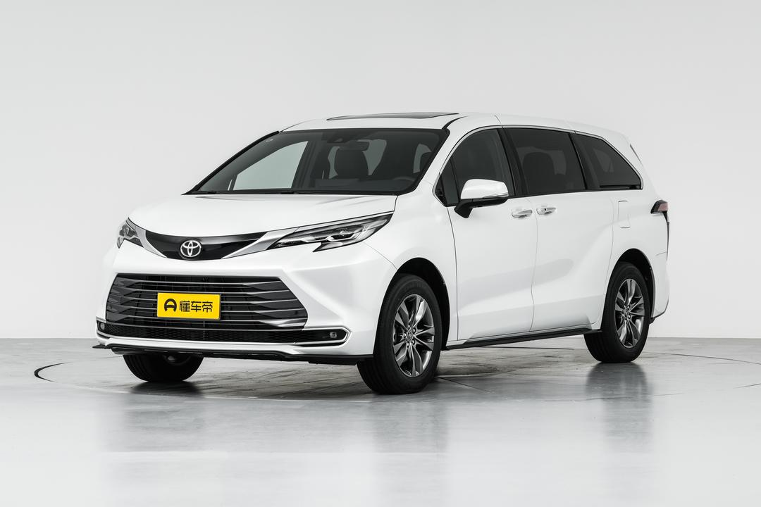 Toyota Sienna 2026, фото 1