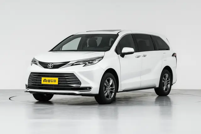 Toyota Sienna 2026 — купить из Китая под заказ