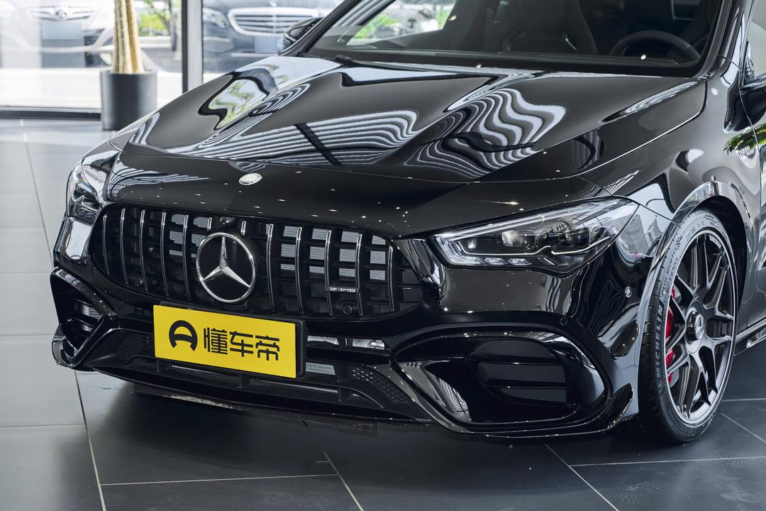 Mercedes-Benz CLA AMG 2026, фото 9