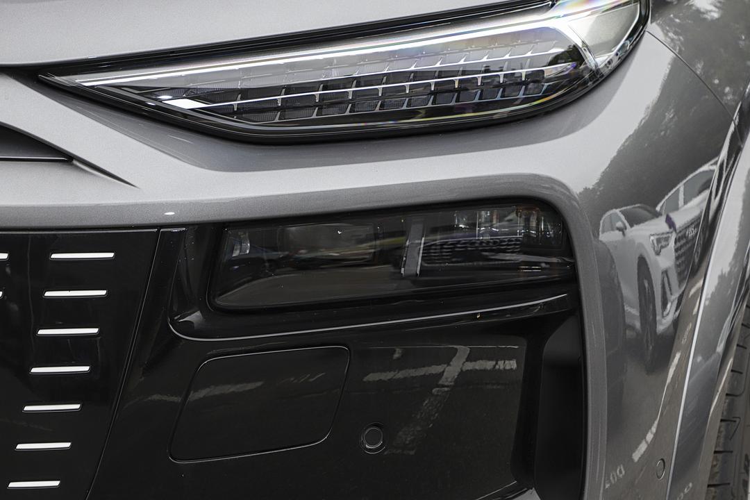 Audi Q6L e-tron 2026, фото 13