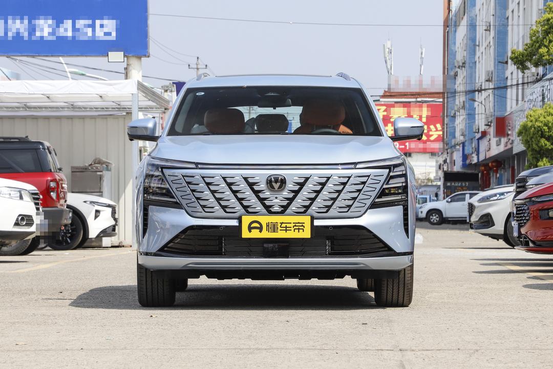 Changan CS75 PLUS 2026, фото 2