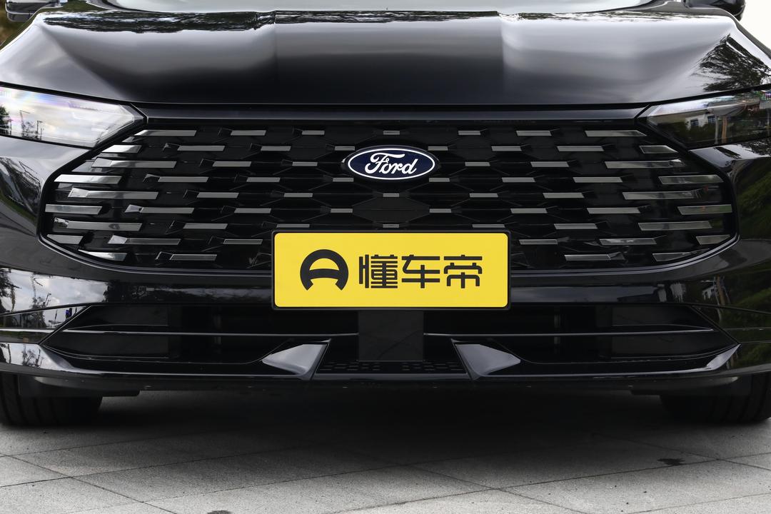 Ford Mondeo 2026, фото 10
