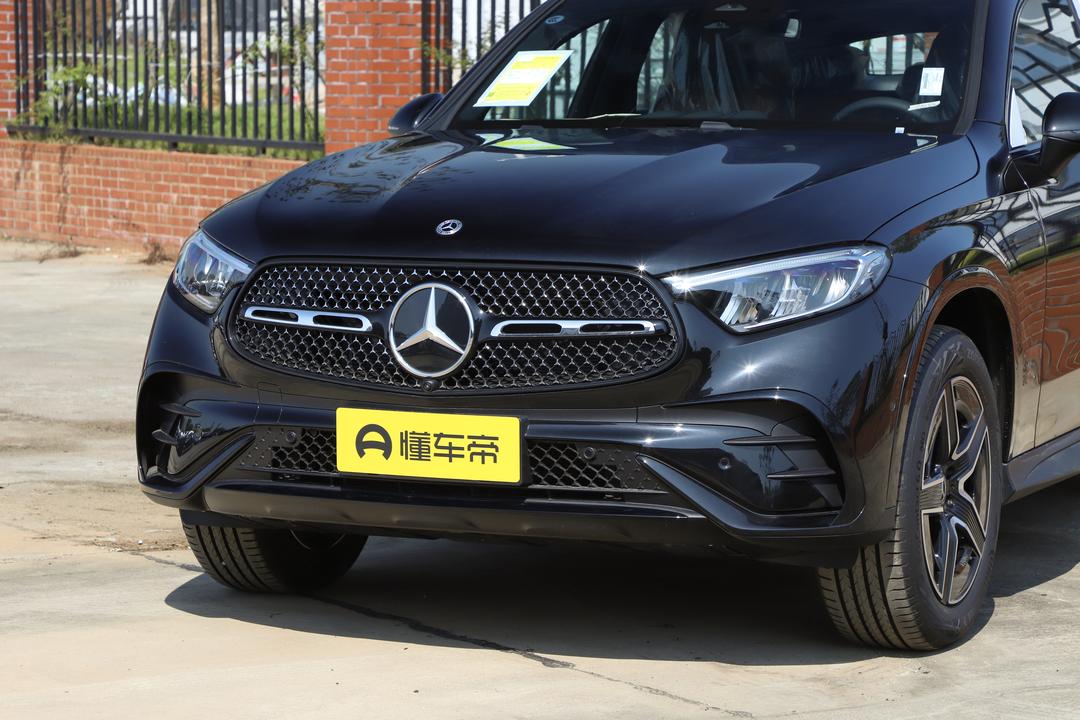 Mercedes-Benz GLC Coupe 2026, фото 9