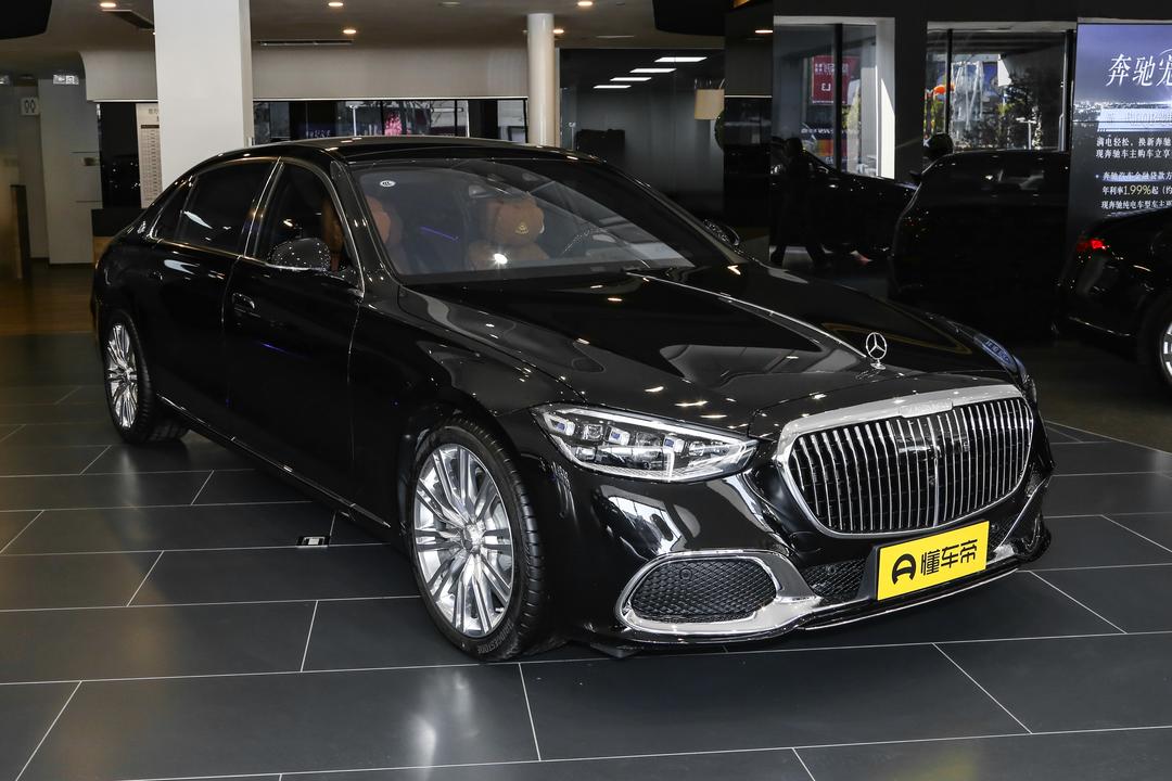 Mercedes-Benz Maybach S-Class 2026, фото 3
