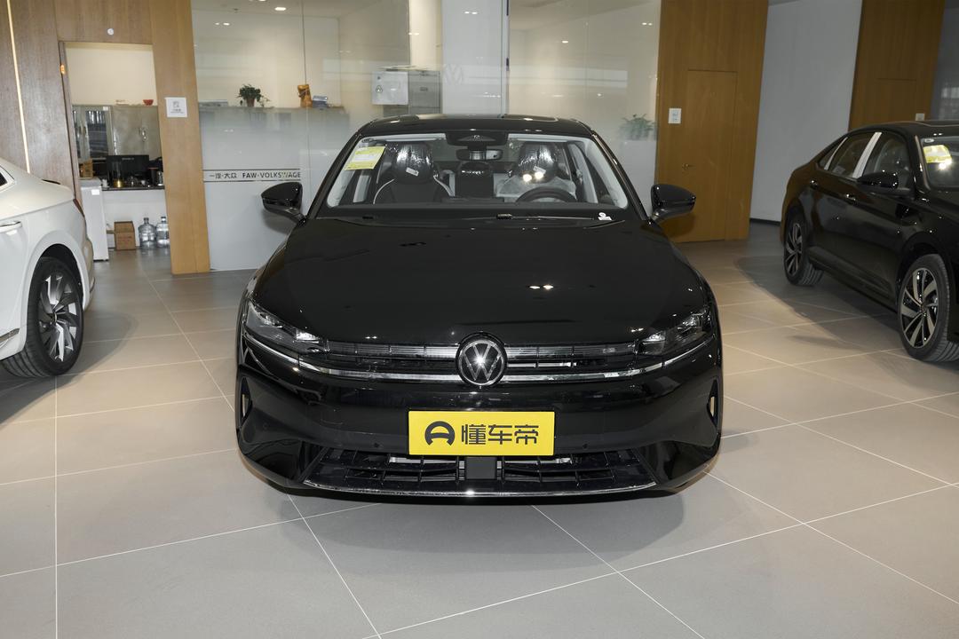 Volkswagen Sagitar 2026, фото 2