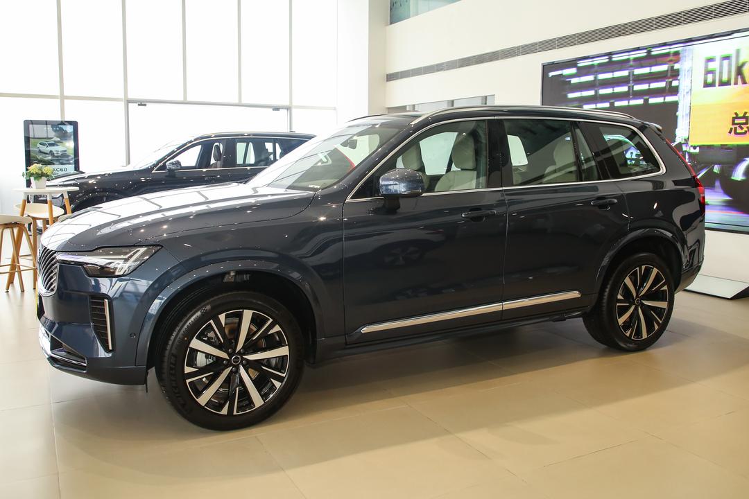 Volvo XC90 2026, фото 4