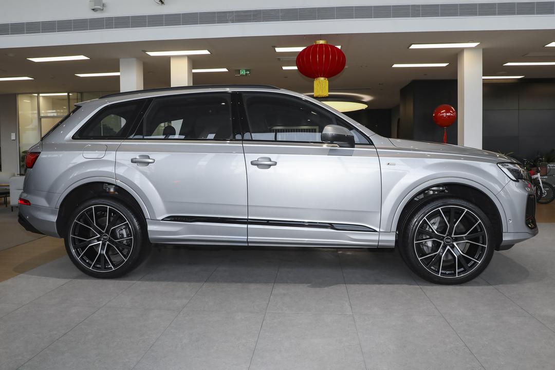 Audi Q7 2026, фото 8