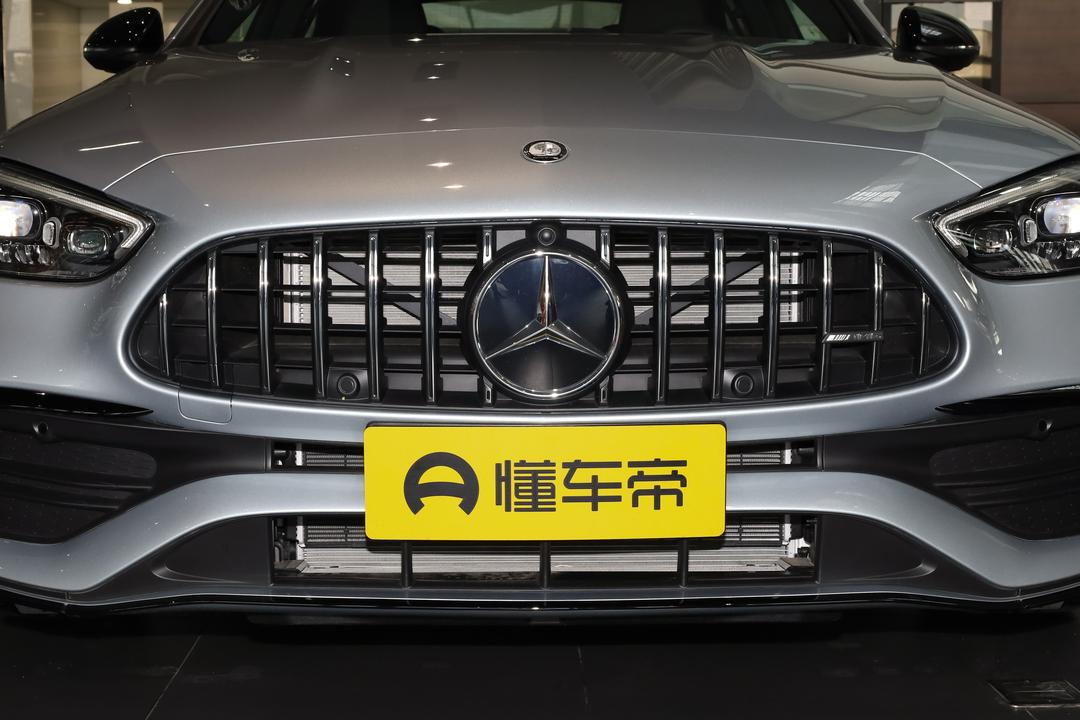 Mercedes-Benz C-Class AMG 2026, фото 9