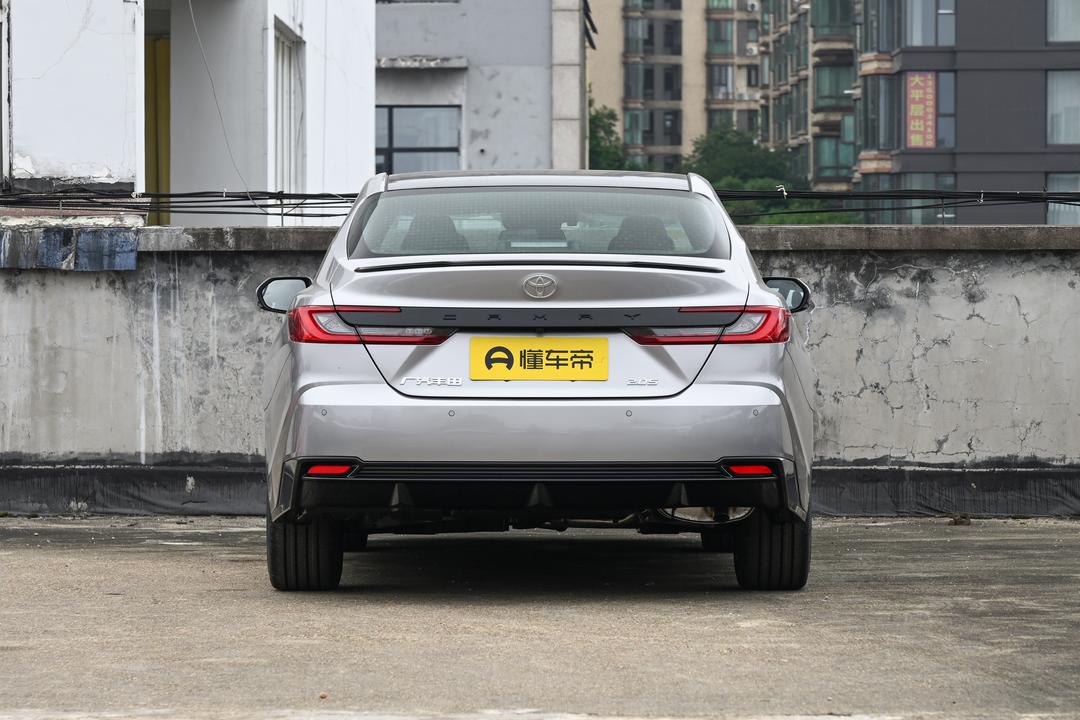 Toyota Camry 2026, фото 6