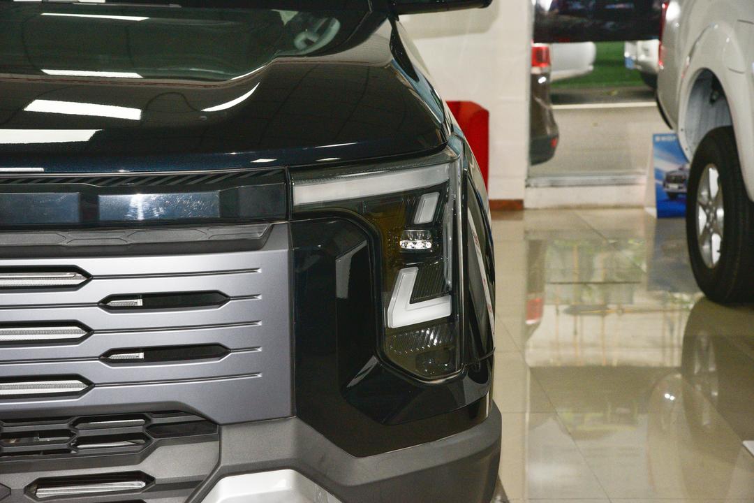 Dongfeng Nissan Z9 2026, фото 9