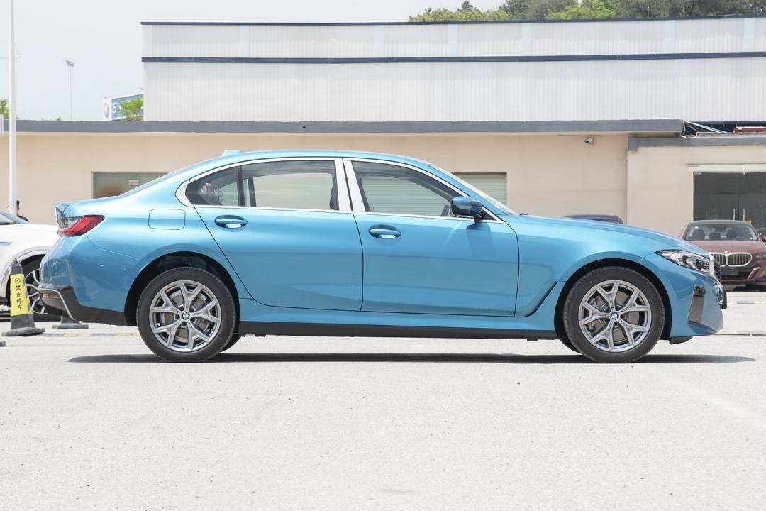 BMW i3 2026, фото 8