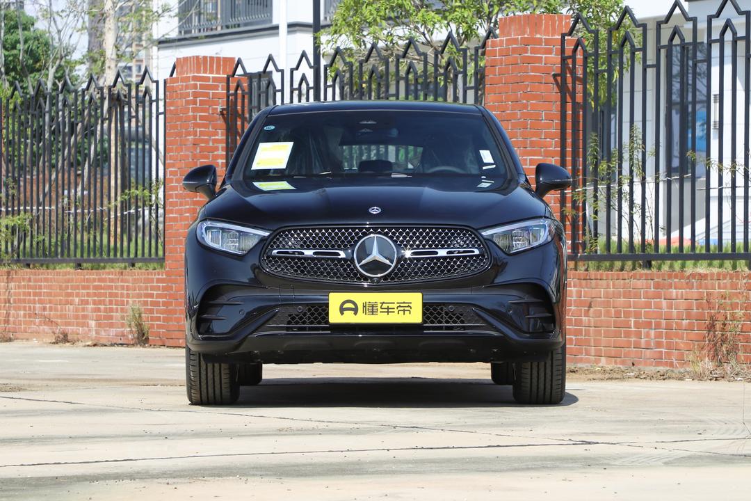 Mercedes-Benz GLC Coupe 2026, фото 2