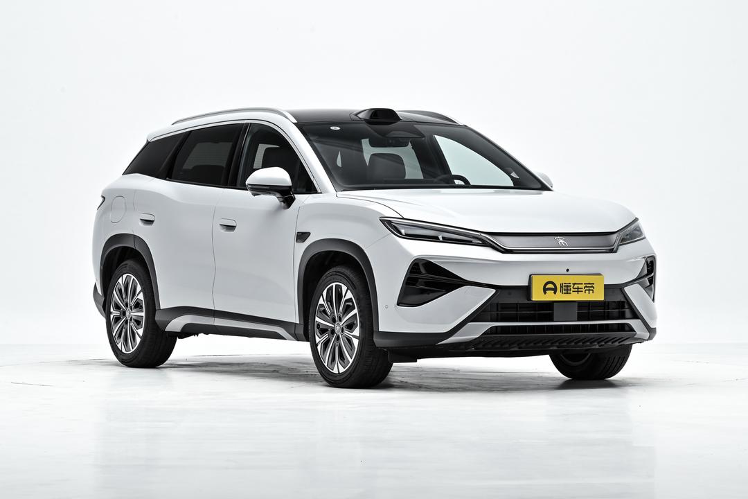 BYD Song Ultra DM 2026, фото 3
