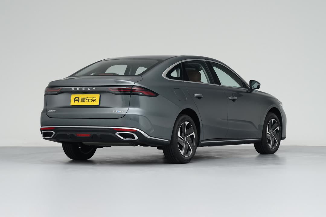 Geely Emgrand 2026, фото 7