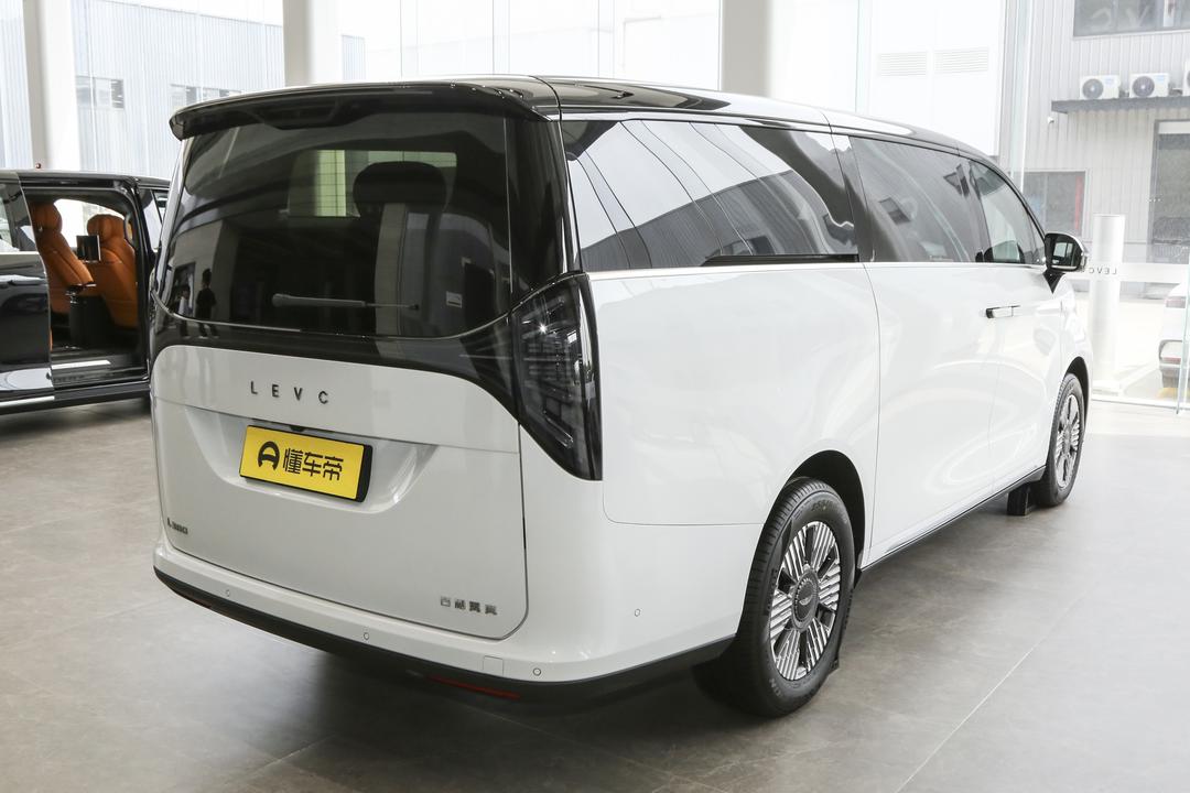 Geely Yizhen L380 2026, фото 7