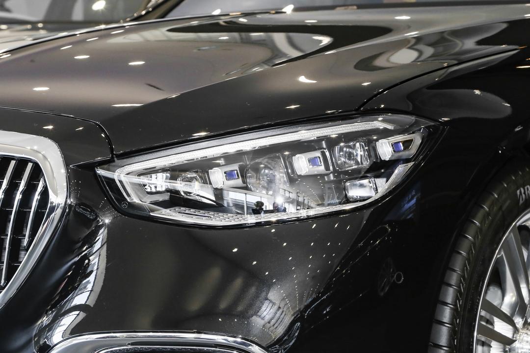 Mercedes-Benz Maybach S-Class 2026, фото 13