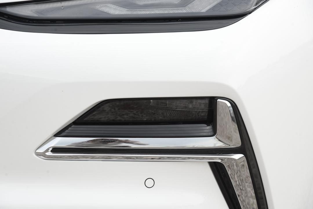Geely Starlight 8 PHEV 2026, фото 13