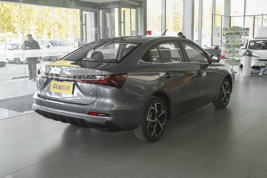 Roewe i5 2026, фото 6