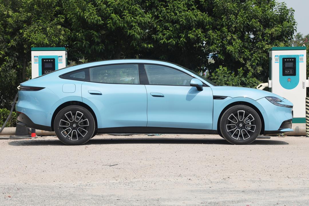 MG 07 PHEV 2026, фото 8
