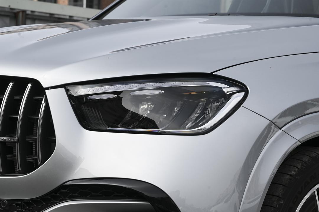 Mercedes-Benz GLE AMG 2026, фото 13