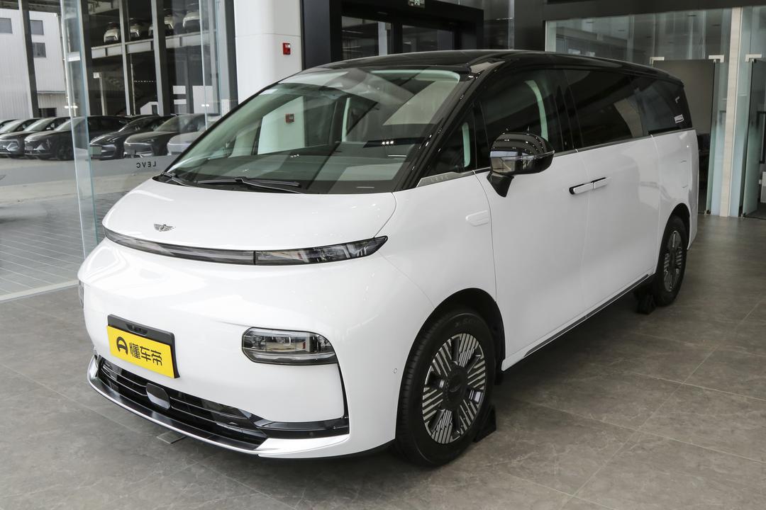 Geely Yizhen L380 2026, фото 1