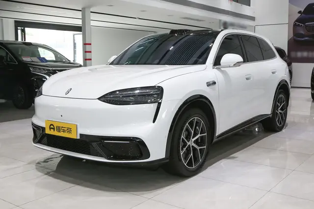 AITO M6 2026 — купить из Китая под заказ