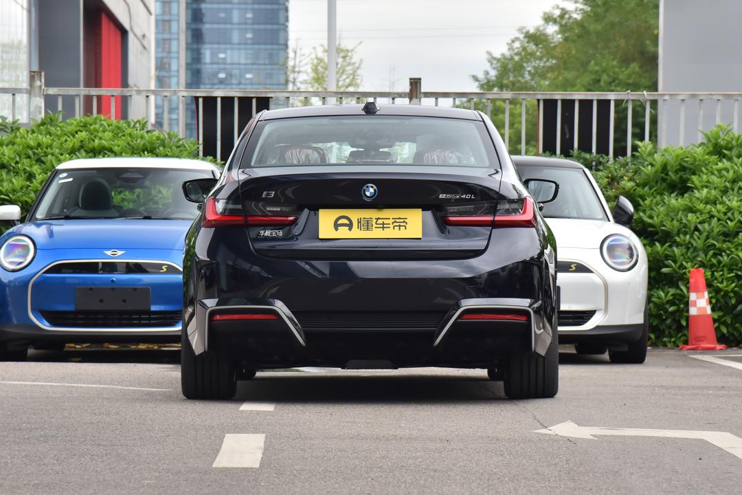 BMW i3 2026, фото 6