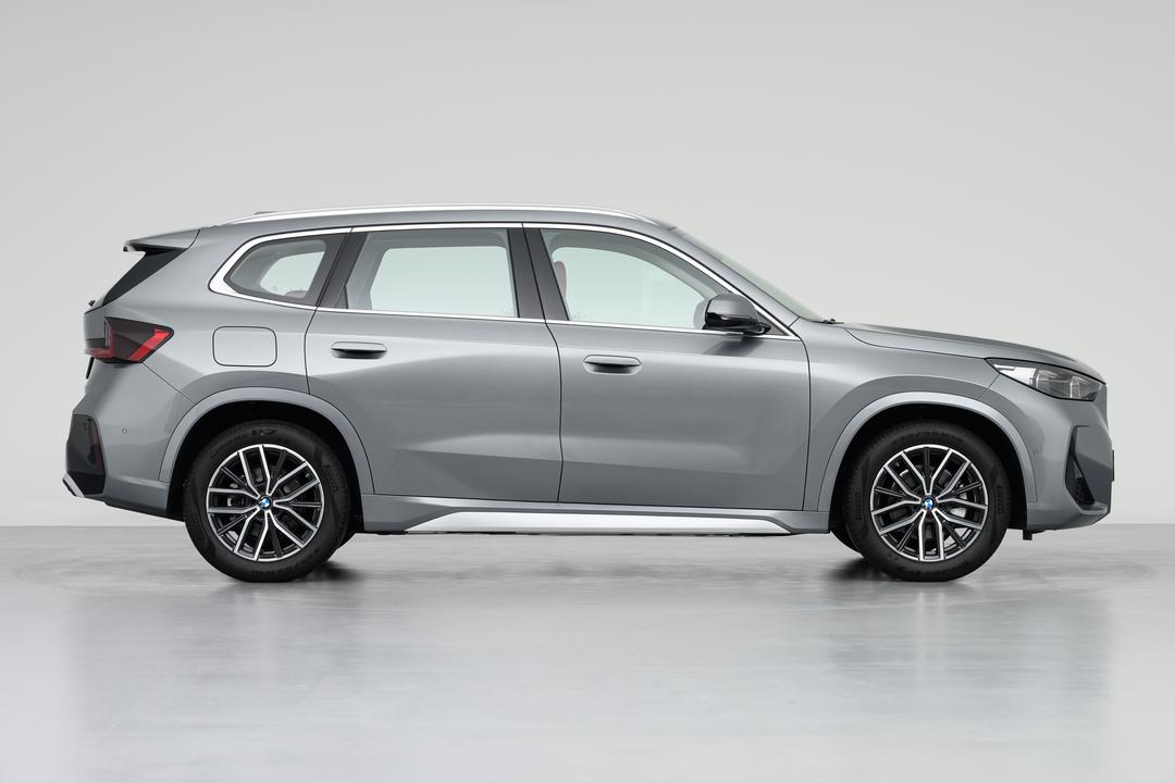 BMW iX1 2026, фото 8