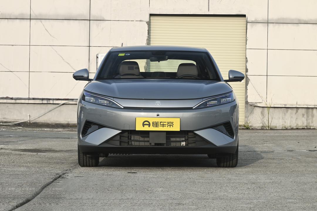 BYD Qin MAX EV 2026, фото 2