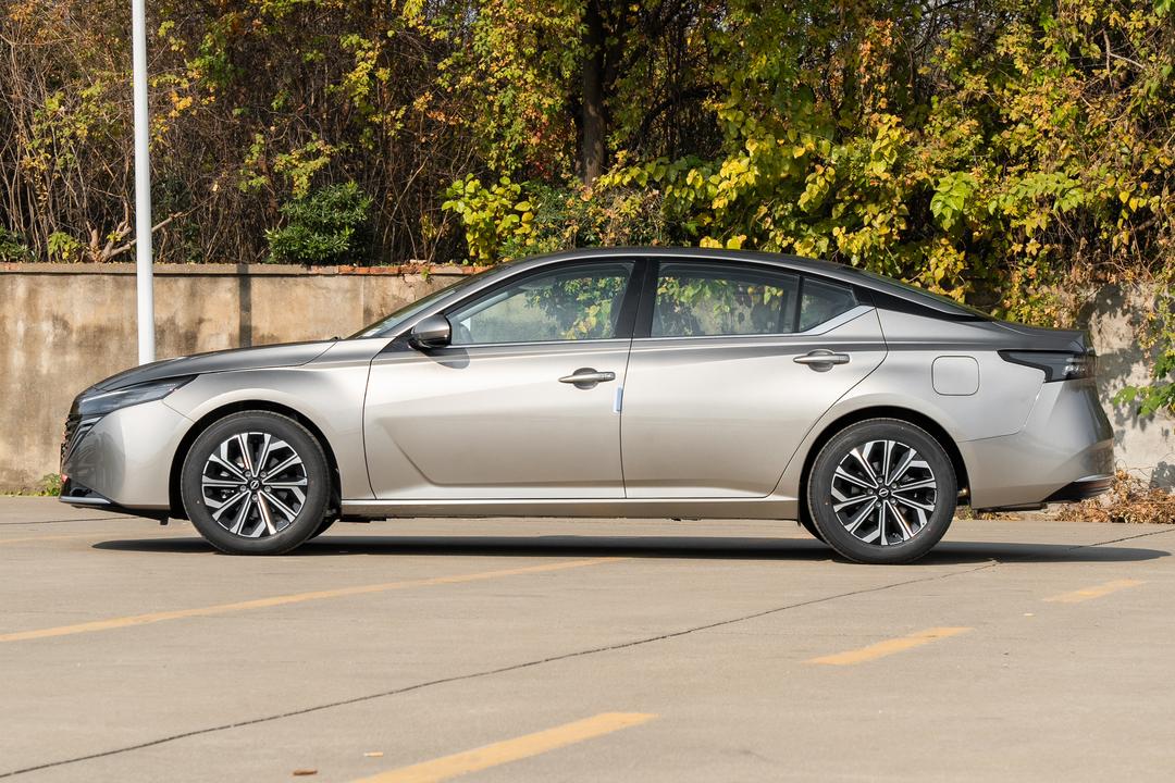 Nissan Altima 2026, фото 4