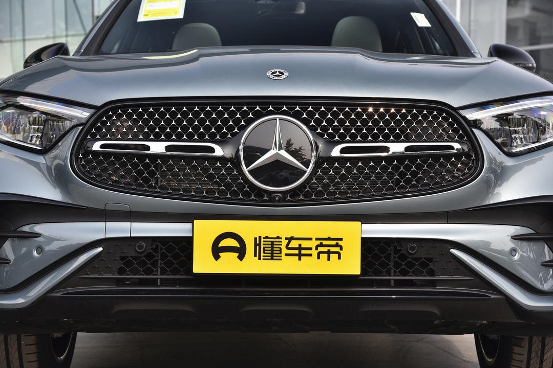Mercedes-Benz GLC Coupe 2026, фото 10