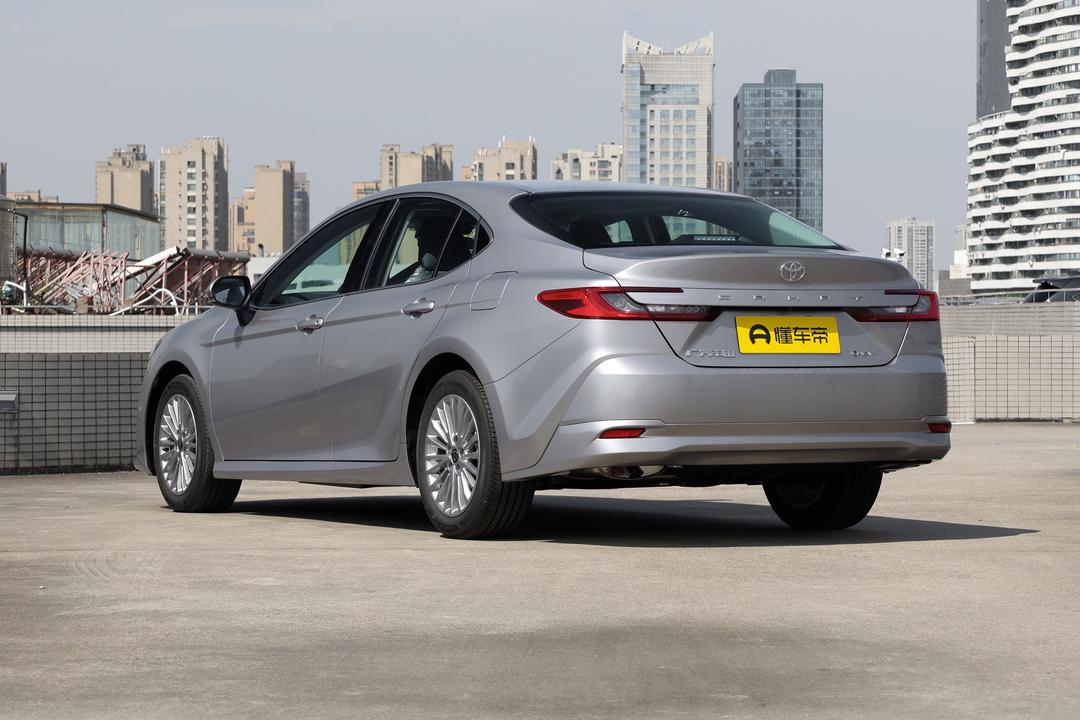 Toyota Camry 2026, фото 5