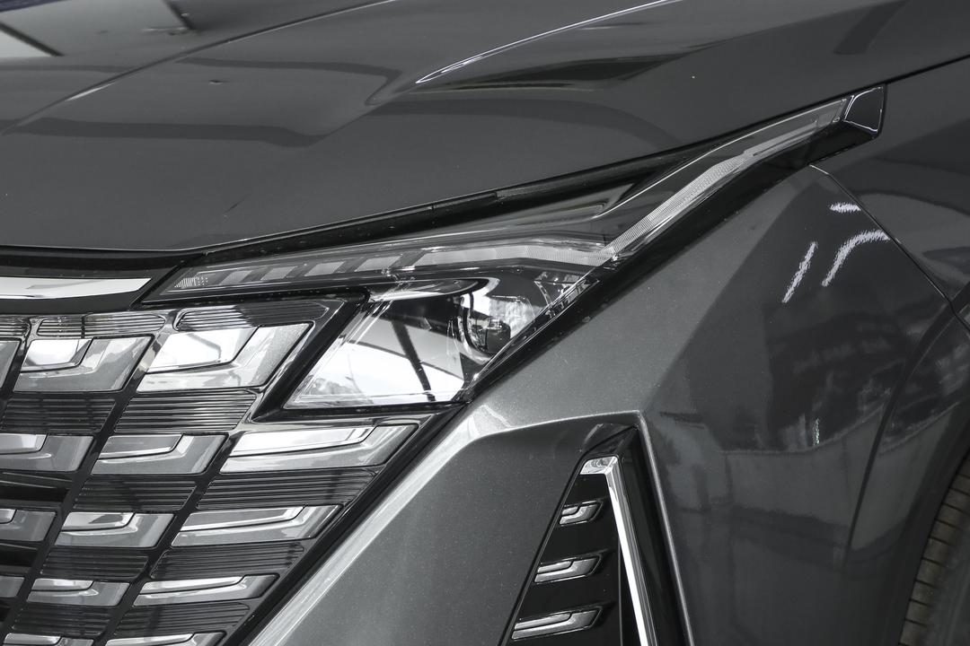 Changan UNI-Z PHEV 2026, фото 13