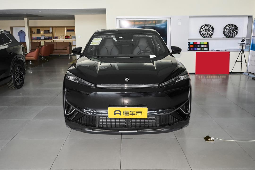 Dongfeng L7 EV 2026, фото 2