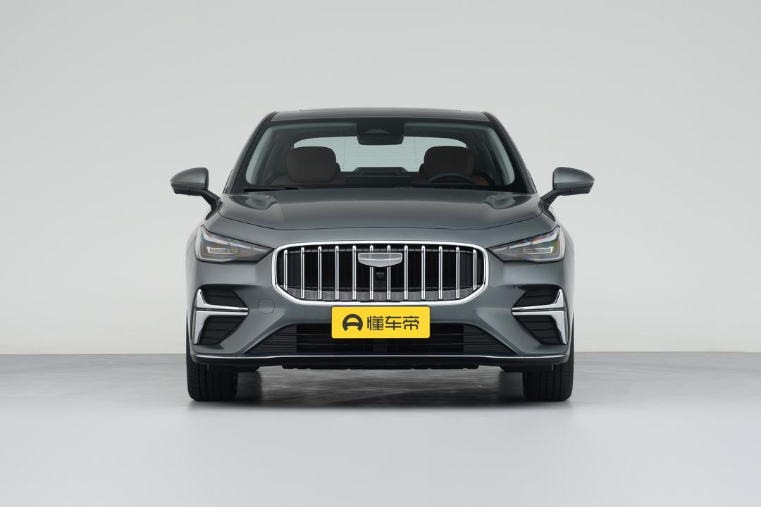 Geely Emgrand 2026, фото 2