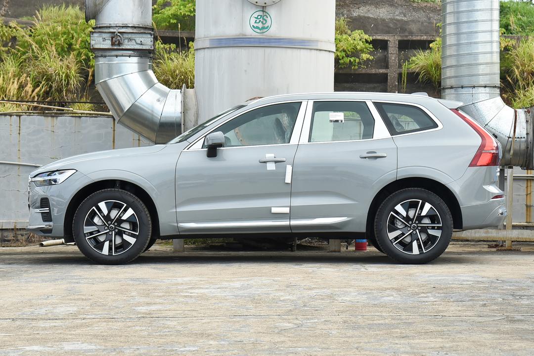 Volvo XC60 2026, фото 4