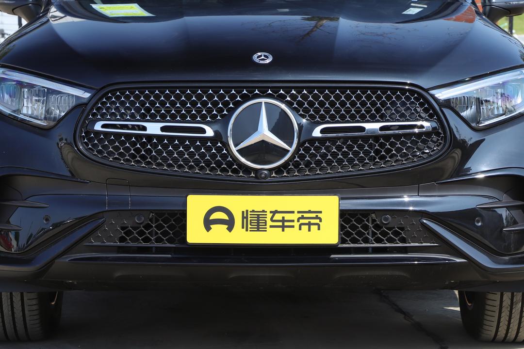 Mercedes-Benz GLC Coupe 2026, фото 10